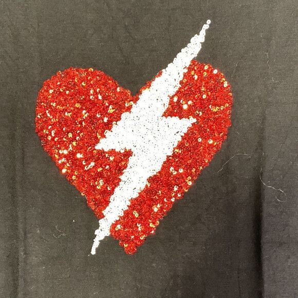 ROMEO+Juliet couture sequined heart bolt design black tshirt women’s sz small - Picture 3 of 10